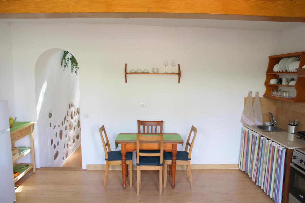 Tranquila Casita Rural en Haría Apartamento Exterior foto
